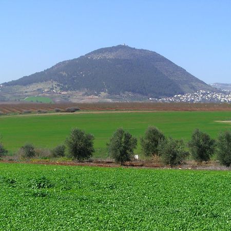 Noach Batavor Villa Kefar Kish Exterior photo